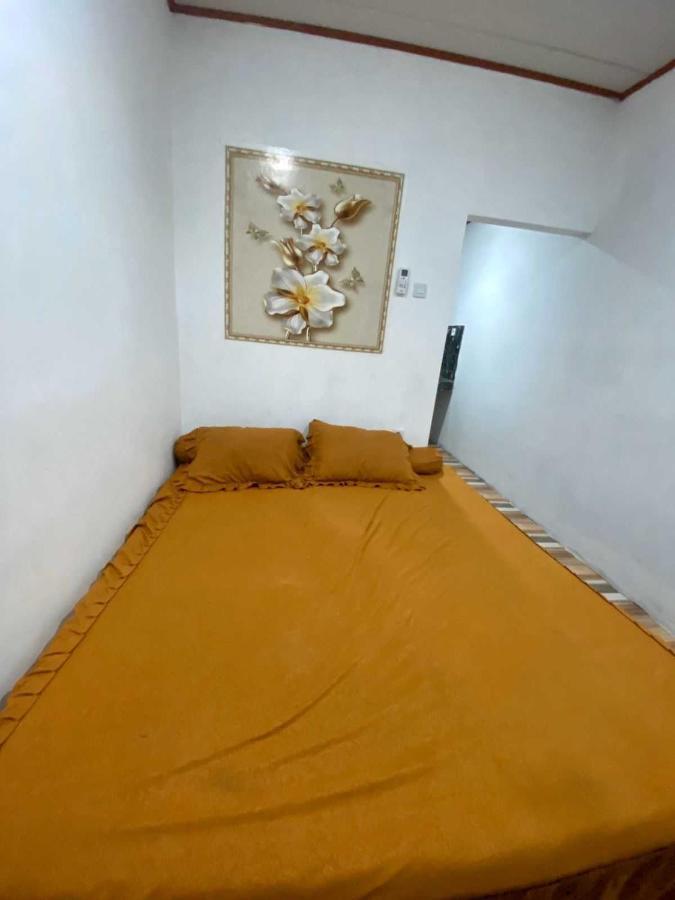 Express O 92147 Nia Residence Depok Bagian luar foto
