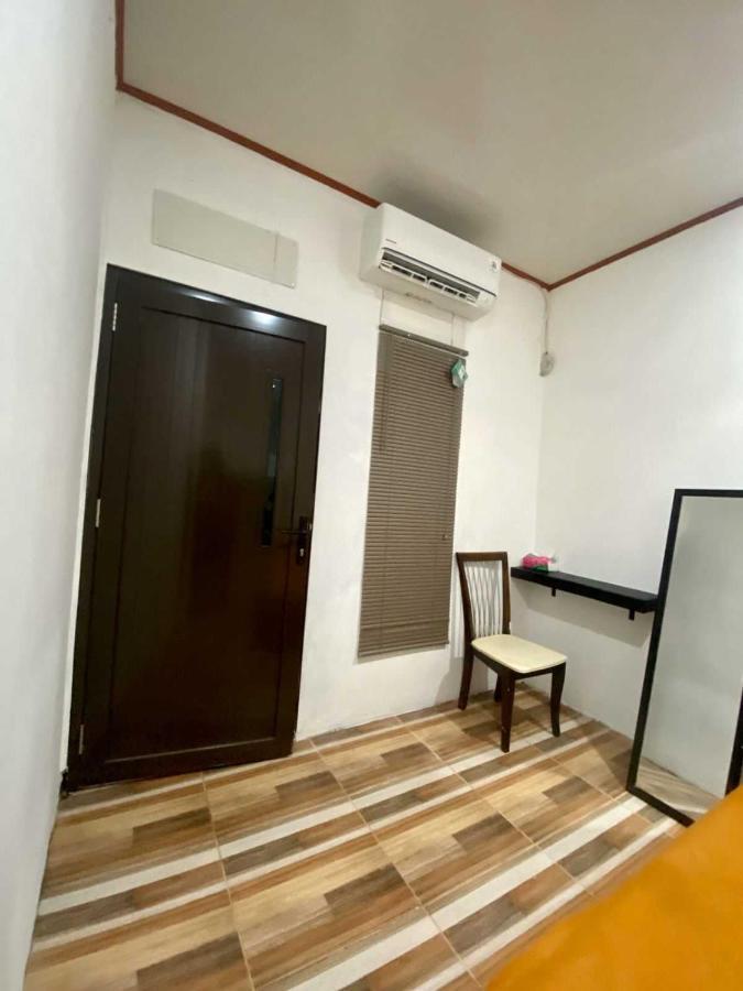Express O 92147 Nia Residence Depok Bagian luar foto